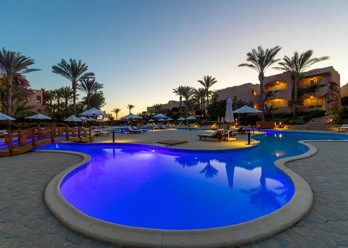 Th Blue Lagoon - 4*