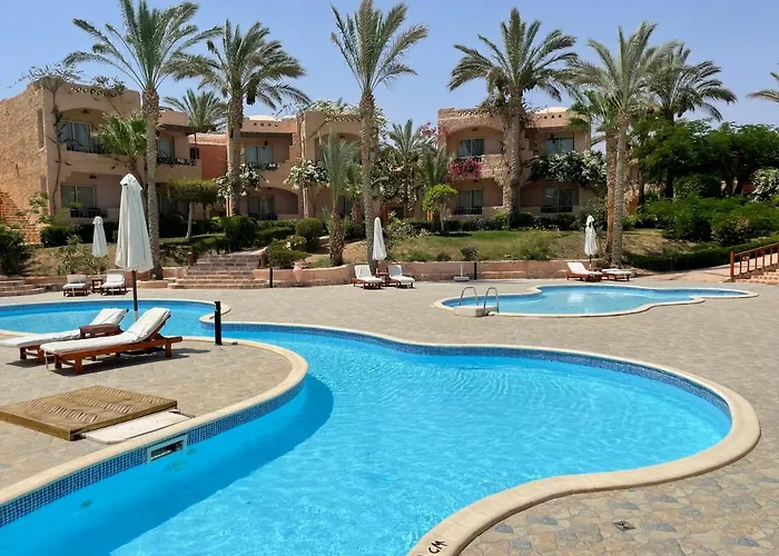 Th Blue Lagoon - Hotel