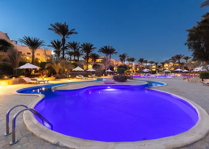 Th Blue Lagoon - 4*