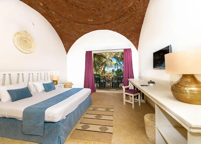 Th Blue Lagoon - Szálloda 4*